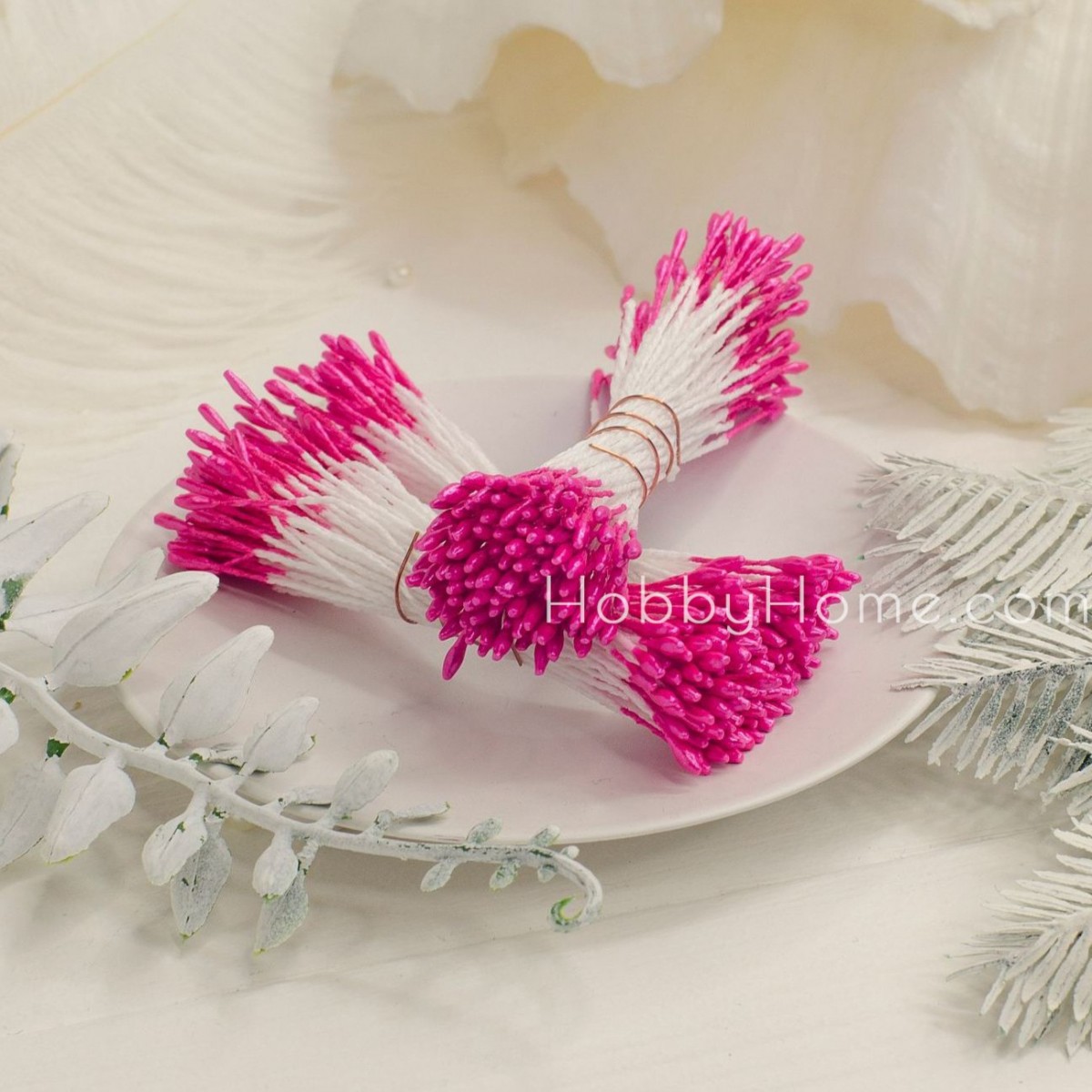 Тичинки Фуксія 1 мм, глянцеві, двосторонні, декоративні на нитці