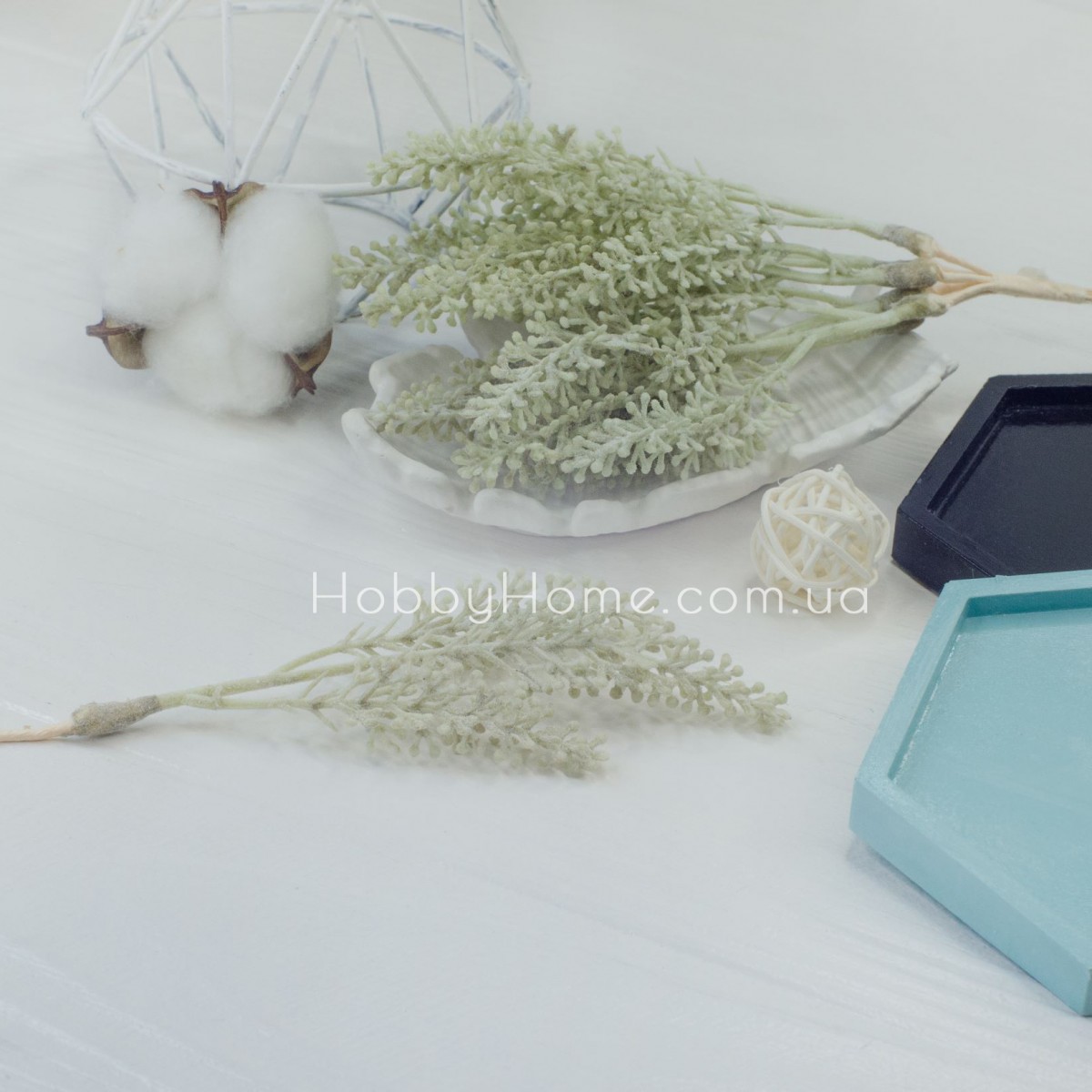 Штучна гілка амаранта Зелена 19 см