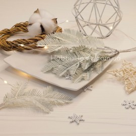 Гілка Ялинки пласка 19см хвоя штучна засніжена — для декору Гілка Ялинки пласка ...