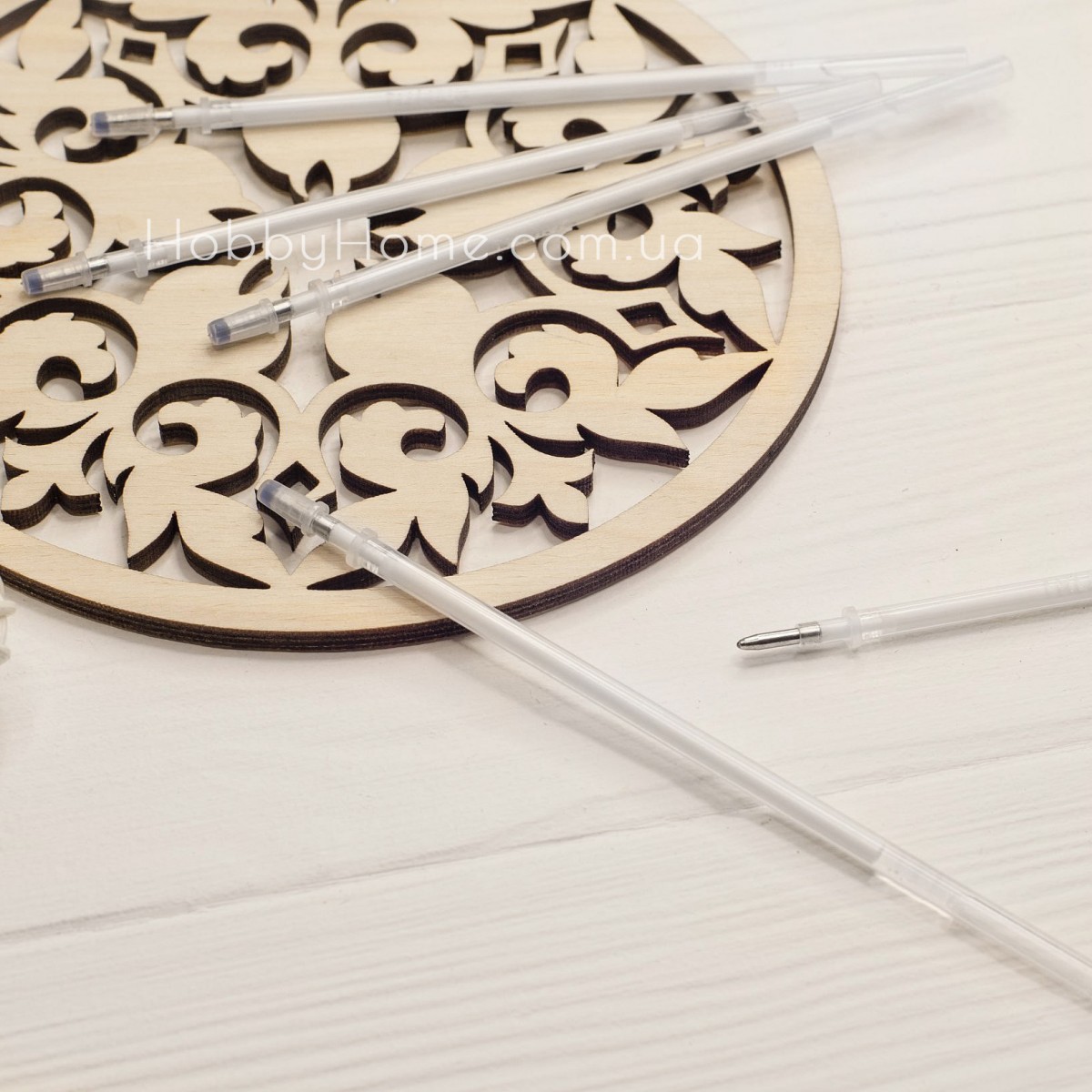 Біла ручка, стрижень з термозникаючим чорнилом 1мм для темних тканин