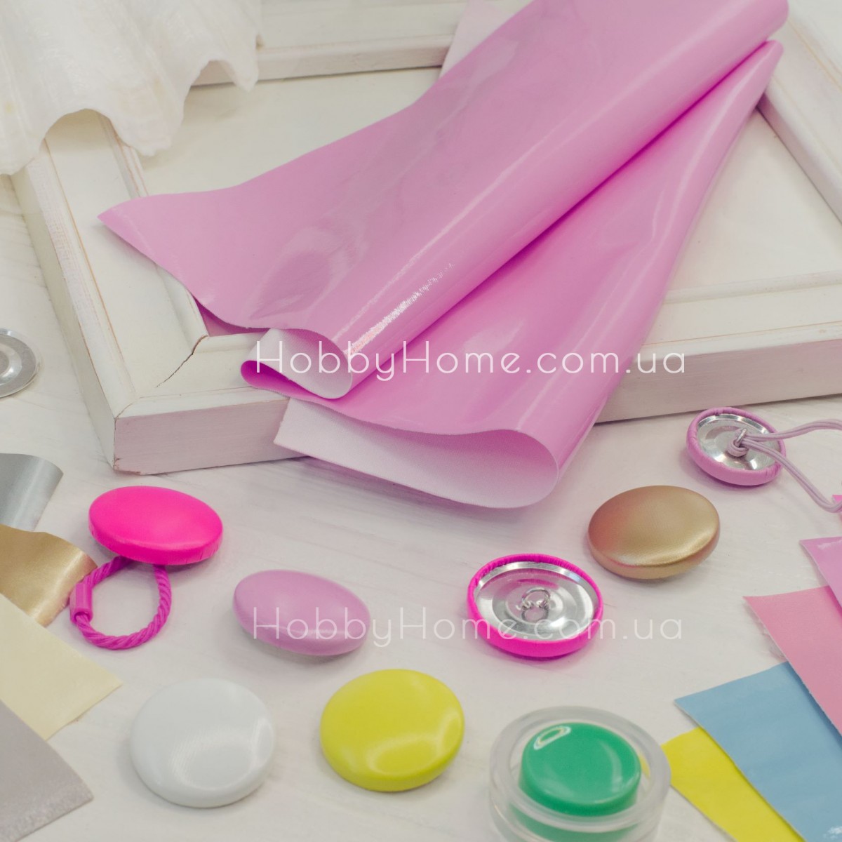 Екошкіра глянсова Лакована Рожева тонка 0,5 мм — еластична штучна шкіра на тканинній основі