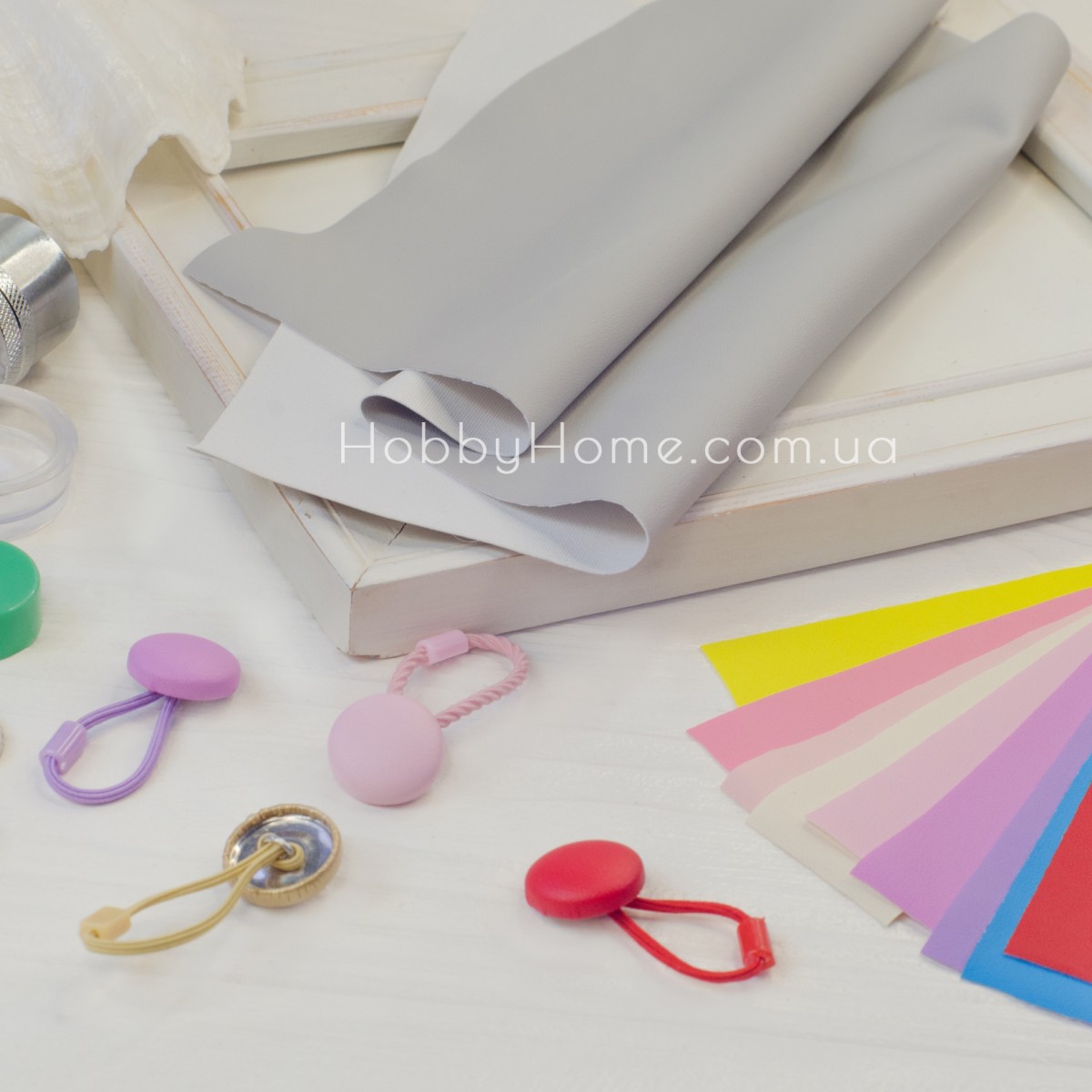 Екошкіра Лічі Сіра 0,3 мм — м’яка, еластична, матова, для шиття та рукоділля