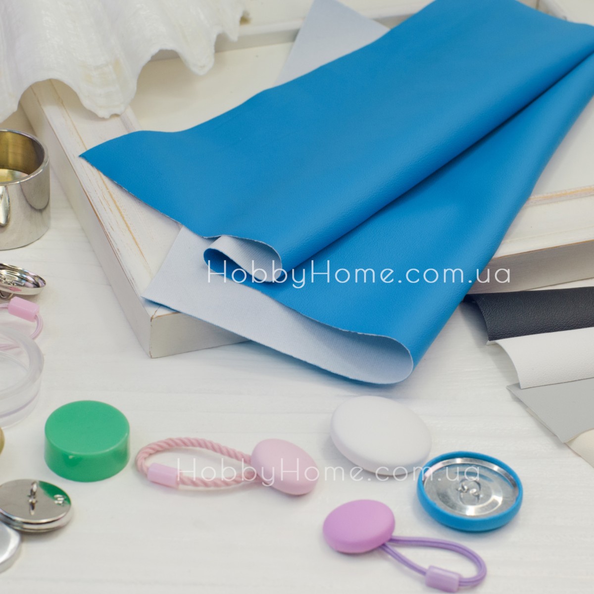 Екошкіра Синя Лічі 0,3 мм — м’яка, еластична, матова, для шиття та рукоділля