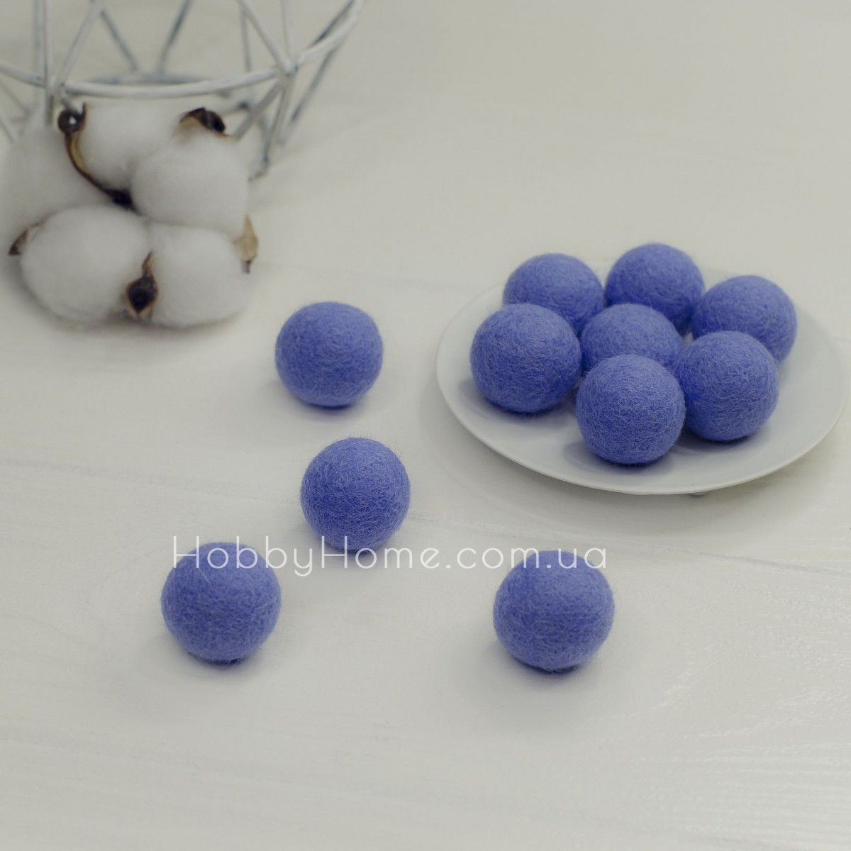 Валяні кульки 2см Сині Валяні кульки 2см Сині