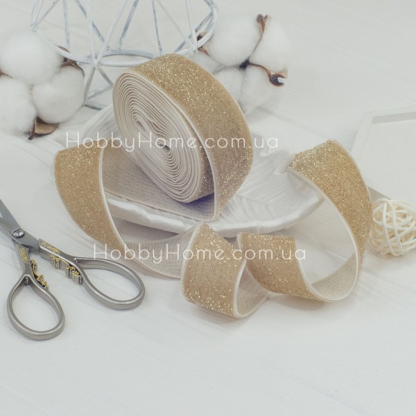 Оксамитова стрічка Бежева 2,5 см із золотим люрексом — для святкового декору та рукоділля