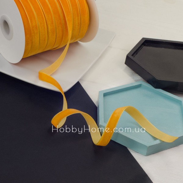 Оксамитова стрічка 1 см помаранчева — для декору, пакування та рукоділля