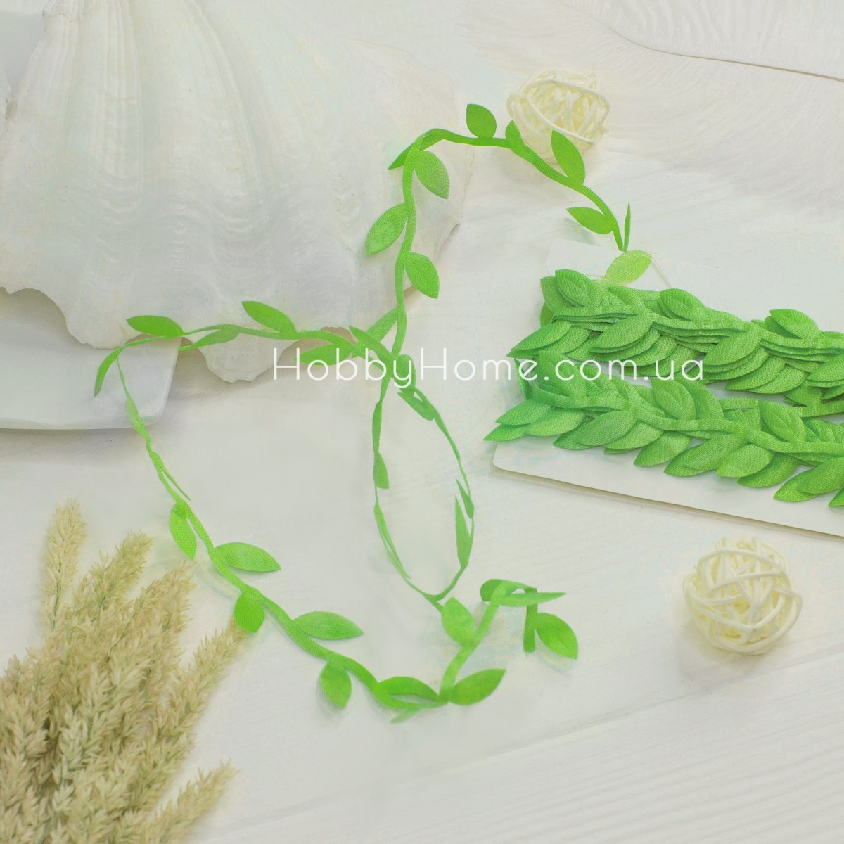 Грецька стрічка з листочками Світло Зелена Грецька стрічка з листочками Світло Зелена