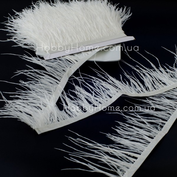Пір’яна тасьма страуса 8-9 см Тепло-Біла — натуральне пір’я на стрічці для декору