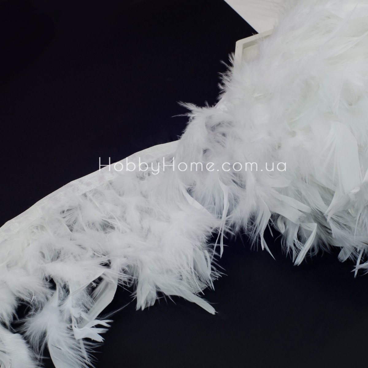 Пір’яна тасьма з пера індики 15 см Біла