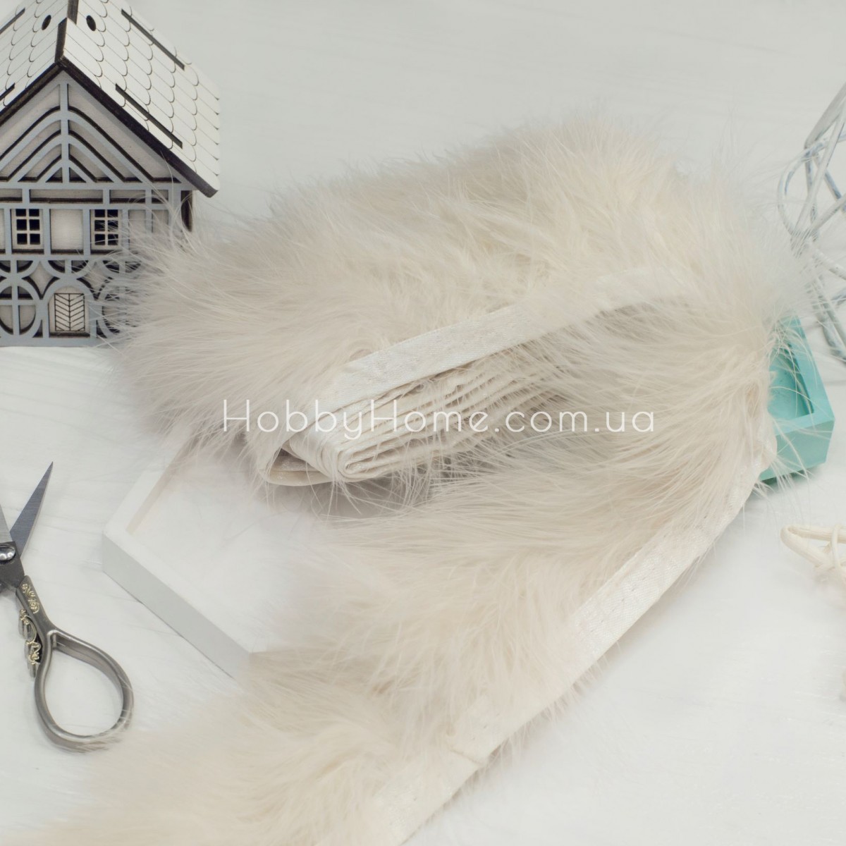 Пір'я Марабу на стрічці 8-10см Беж Пір'я Марабу на стрічці 8-10см Беж