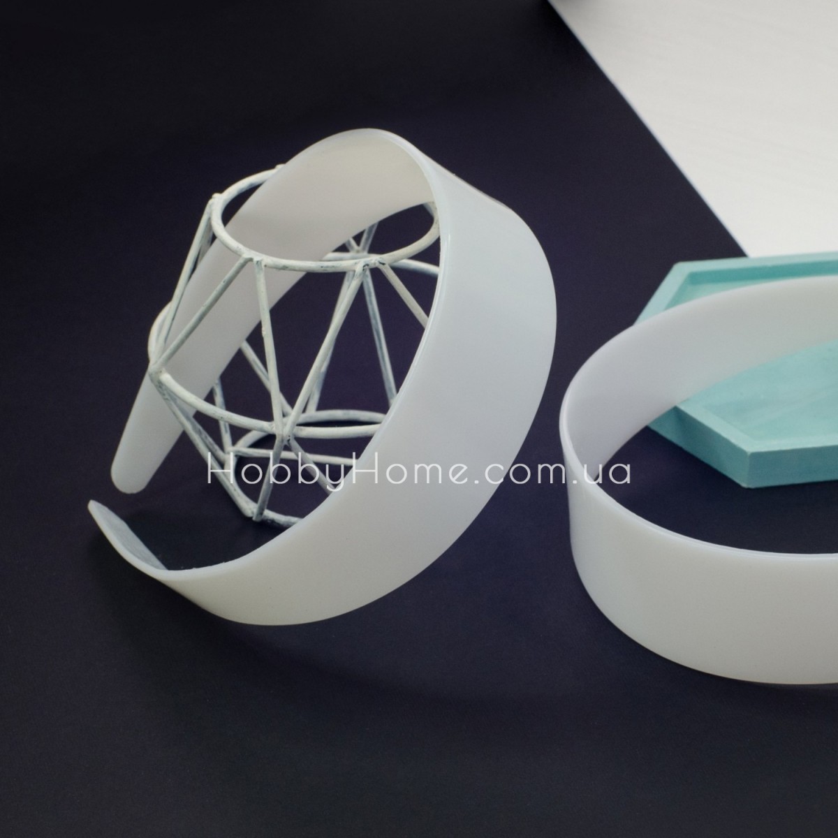 Білий пластиковий обруч 4 см – широка заготовка без зубчиків для декору та рукоділля