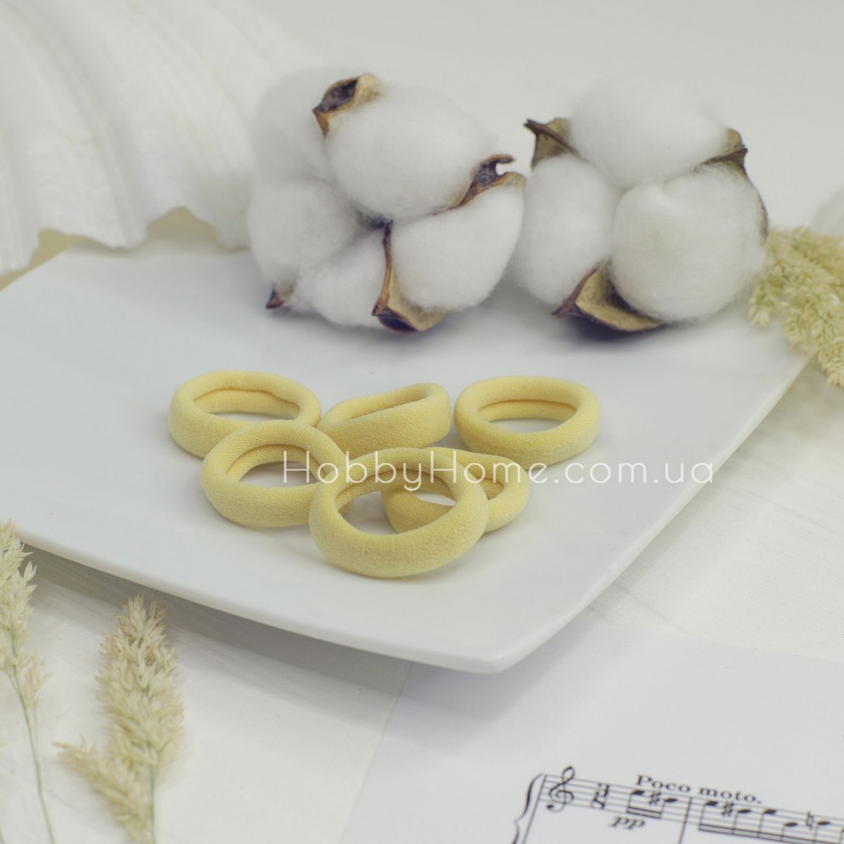 Резинка Калуш 2,7см Бежева — м’яка безшовна гумка з мікрофібри для волосся Резинка Калуш 2,7см Бежева — м’яка безшовна гумка з мікрофібри для волосся