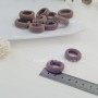 М’яка тьмяно-коричнева резинка 2,7см Коломия — безшовна нейлонова гумка для волосся М’яка тьмяно-коричнева резинка 2,7см Коломия — безшовна нейлонова гумка для волосся