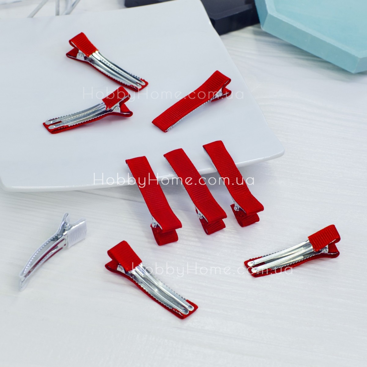 Заколка крокодил 4,8см (уточка) в репсі Червона