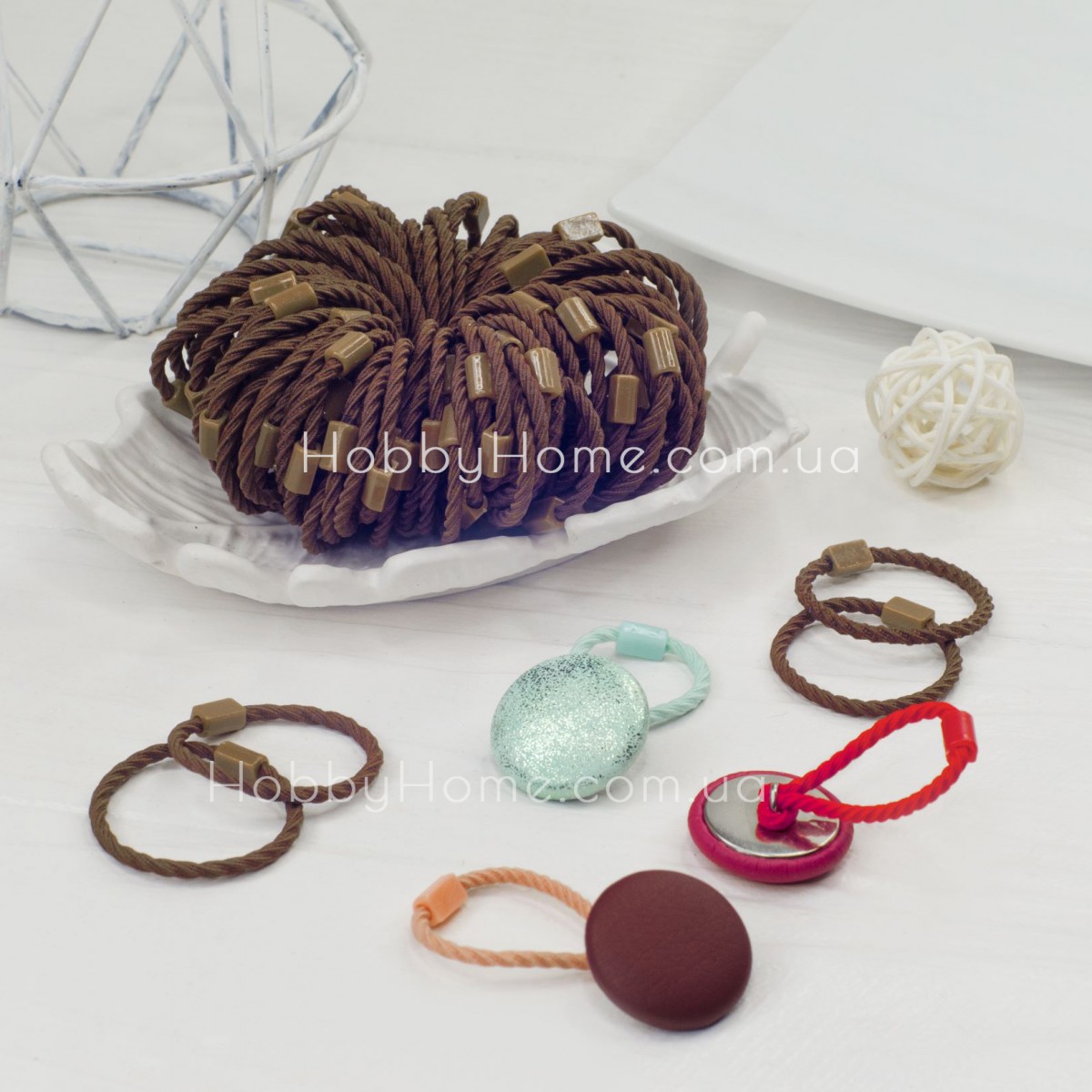 Тонка спіральна гумка для волосся 3,5см Коричнева — для гудзиків та зачісок