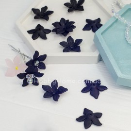 Акрилова квітка обій...