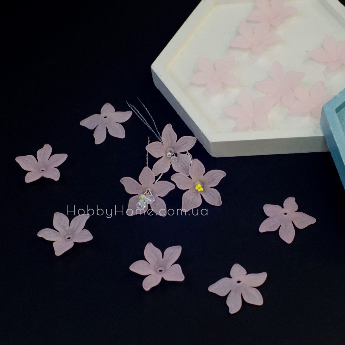 Акрилова квітка обіймач 2,4см намистина Рожева Акрилова квітка обіймач 2,4см намистина Рожева