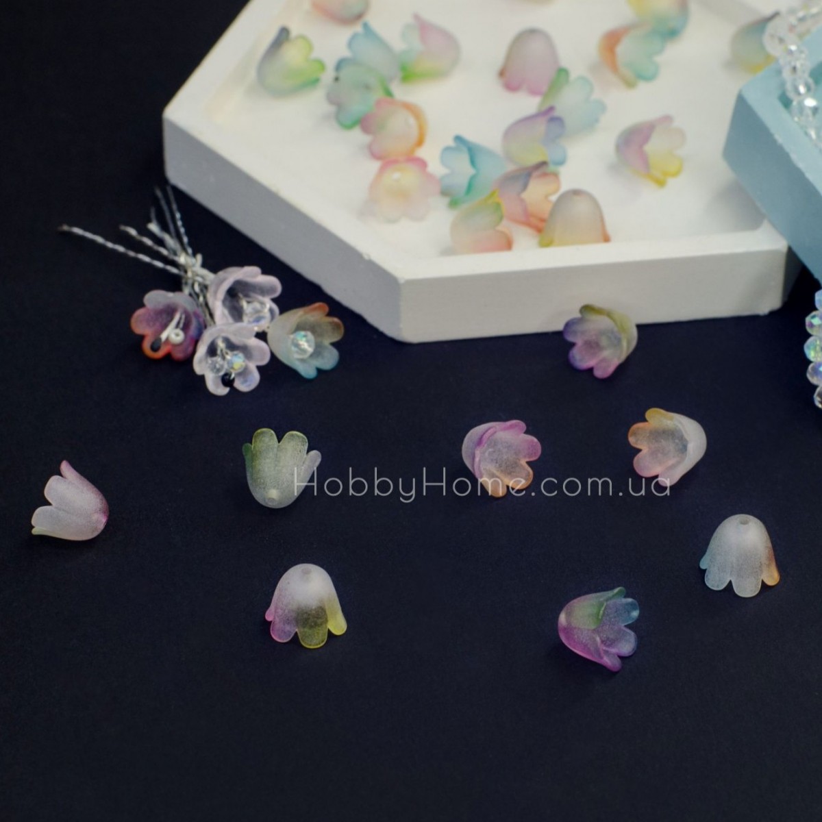 Акрилова квітка обіймач Конвалія 0,9см намистина Градієнт