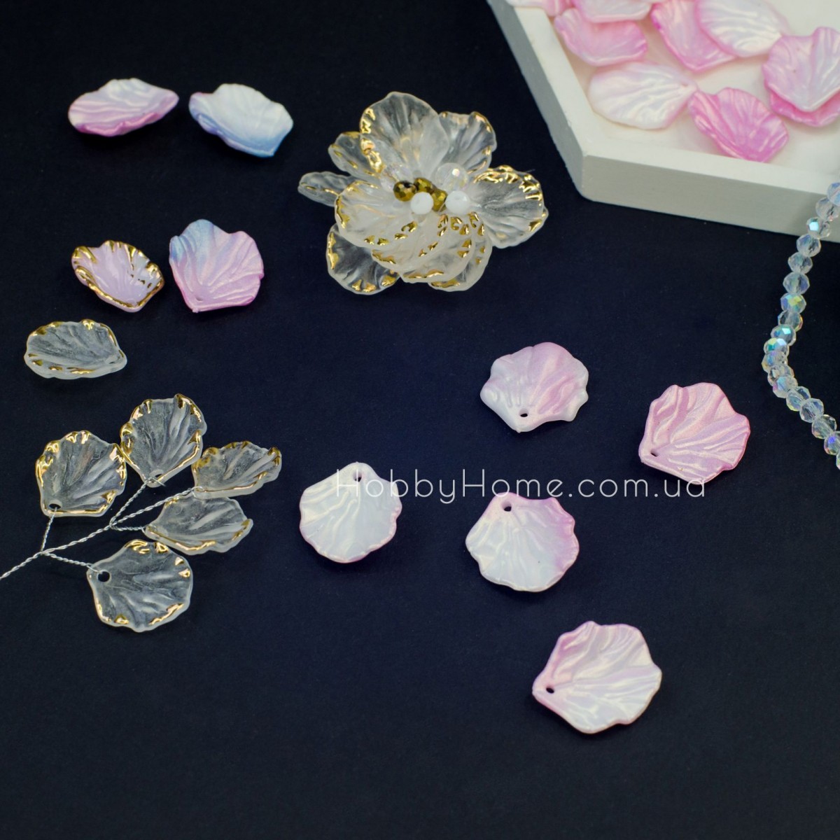 Акрилова намистина Листочок 1,7см Рожевий градієент