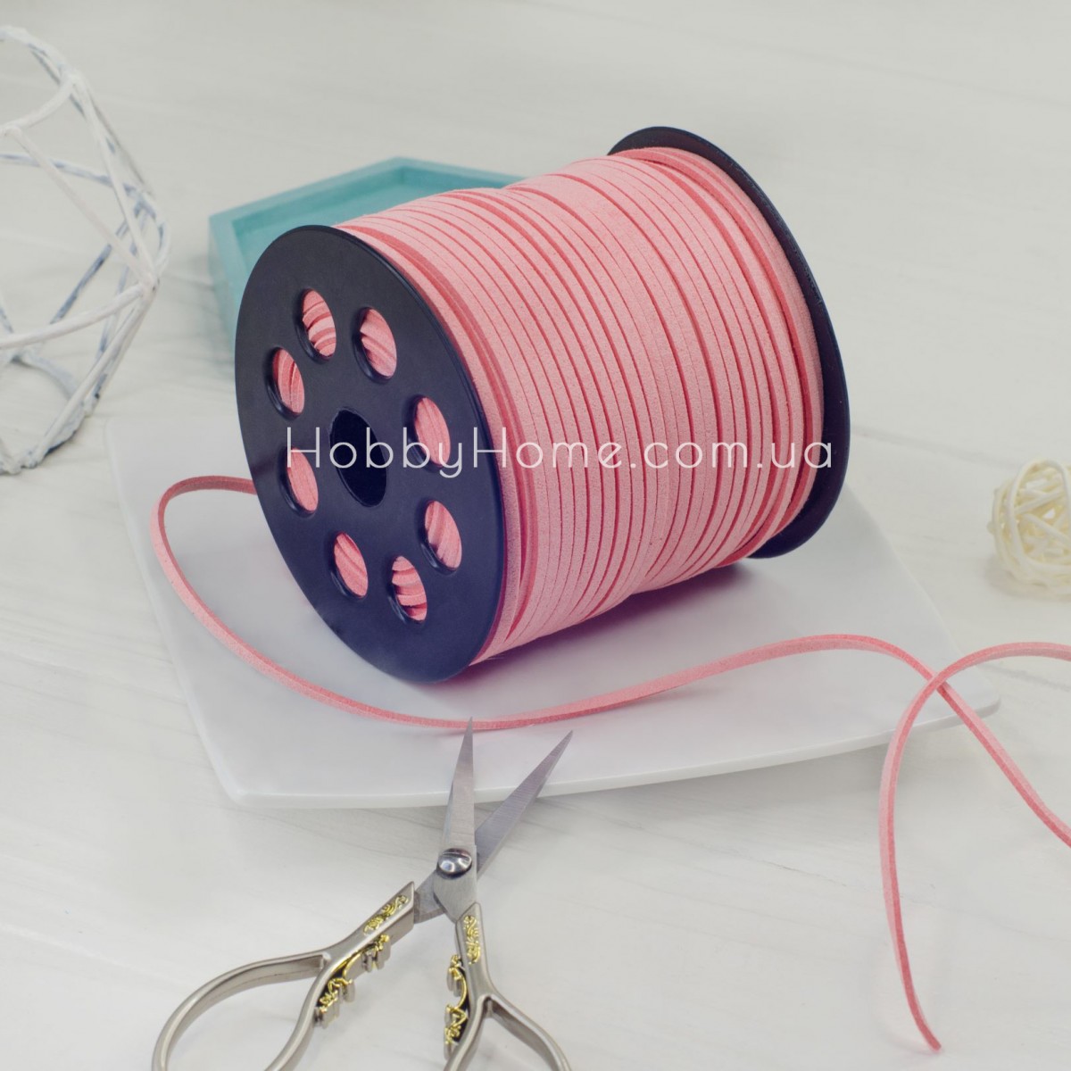 Шнур замшевий Ніжно-Рожевий 3 мм, плоский, зі штучної замші, для прикрас і декору