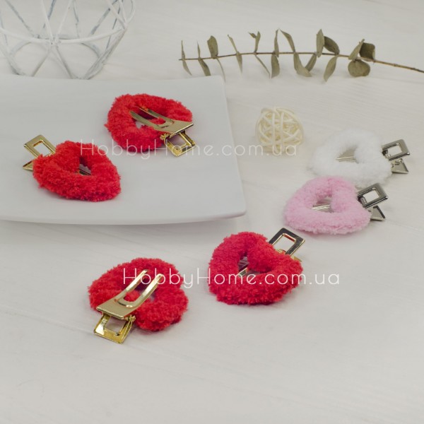 В'язаний затискач Серце 6см Червоний